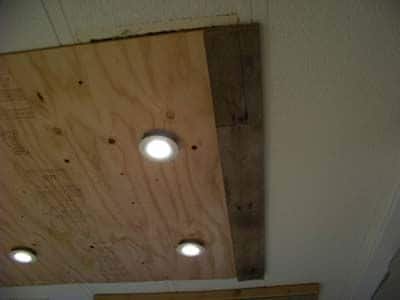 FKI16YUHFD1F2XR.LARGE