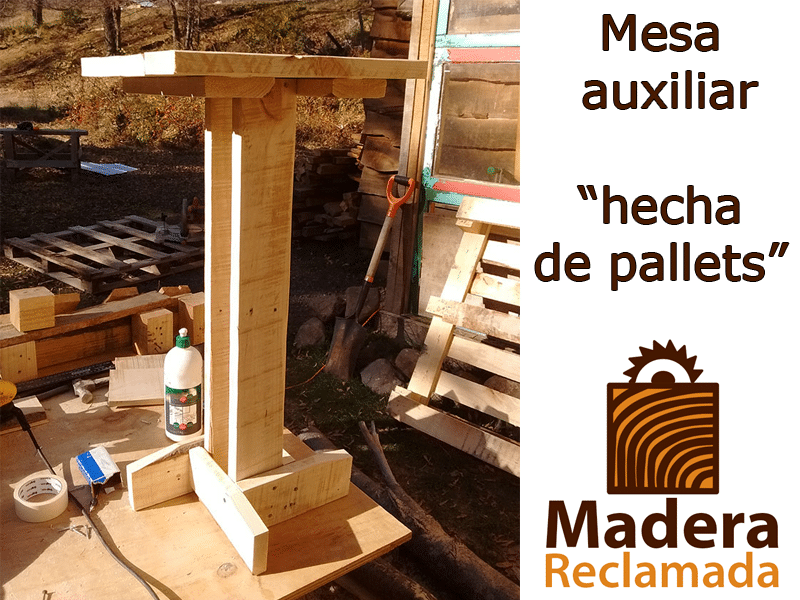 Mesa auxiliar "hecha de palets" 13